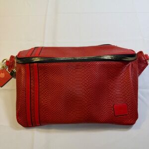 Tote&Carry Red Snakeskin Fanny Pack Oversized Crossbody Bag Vegan Leather Logo